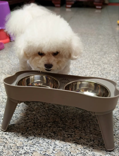 Elevated Dog Bowls: Healthy Eating for Happy Dogs