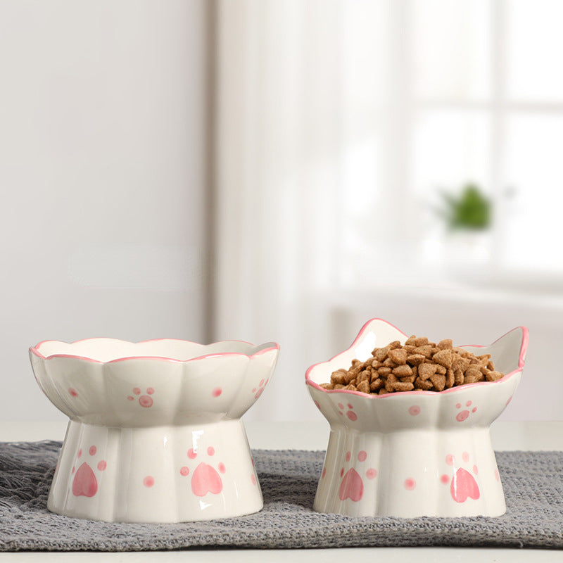 Elevated Ceramic Pet Bowls: Style & Comfort