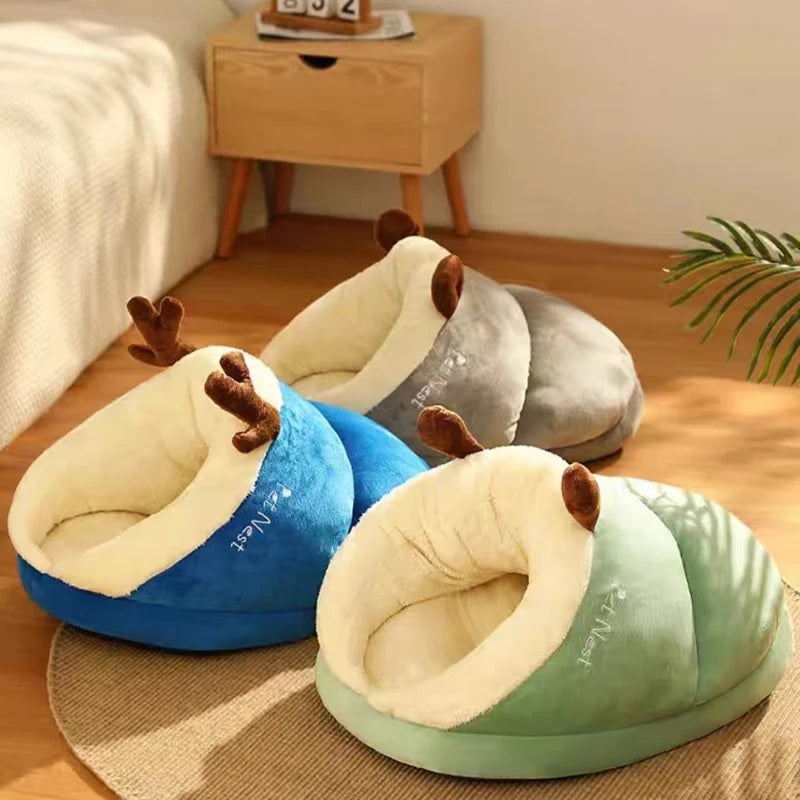 Cozy Pet Cave Bed:  Ultra-Soft & Warm for Happy Snuggles!