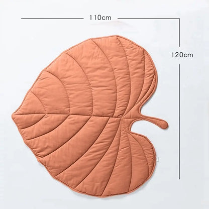 Leaf-Shaped Pet Bed: Cozy Comfort for Your Furry Friend