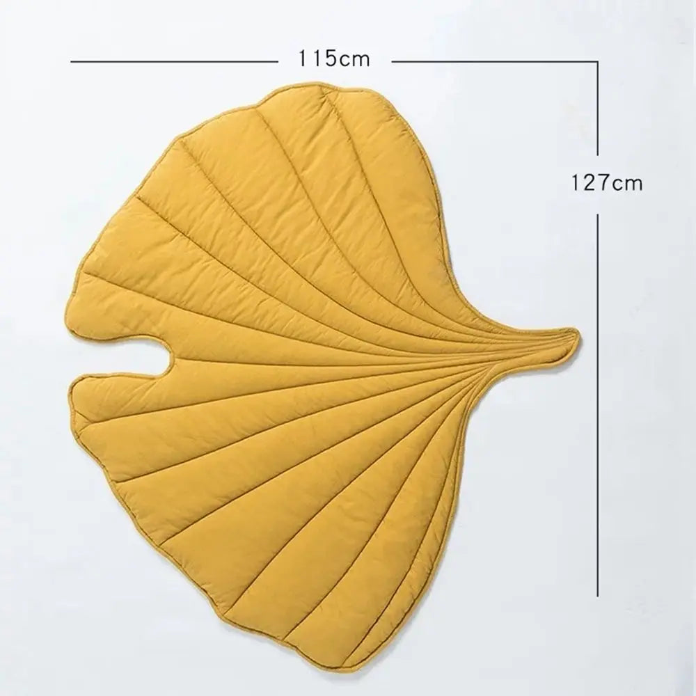 Leaf-Shaped Pet Bed: Cozy Comfort for Your Furry Friend