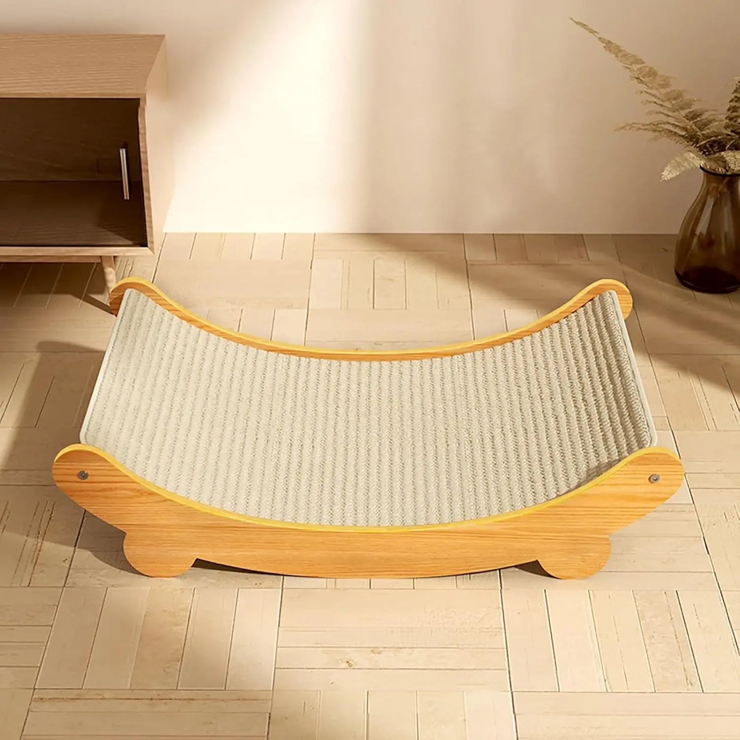 Cat Scratching Bed: Protect Furniture & Pamper Your Pet!